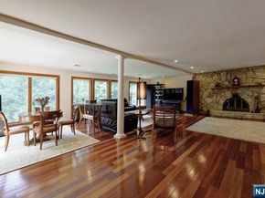 38 Roslyn Avenue, Englewood Cliffs NJ 07632