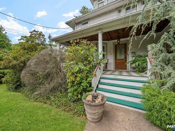 115 High Street, Leonia NJ 07605