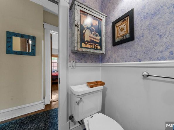 115 High Street, Leonia NJ 07605
