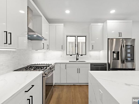 476 Lincoln Avenue, Cliffside Park NJ 07010