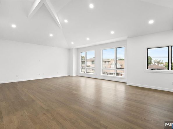 476 Lincoln Avenue, Cliffside Park NJ 07010