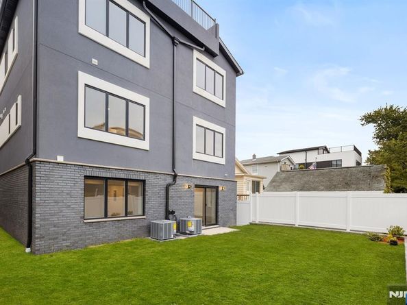 476 Lincoln Avenue, Cliffside Park NJ 07010