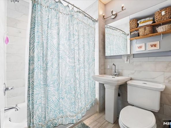 106 Griffith Street, Jersey City NJ 07307