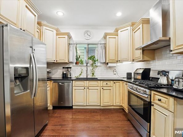 106 Griffith Street, Jersey City NJ 07307