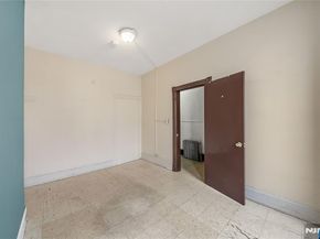 73 Virginia, Jersey City NJ 07305