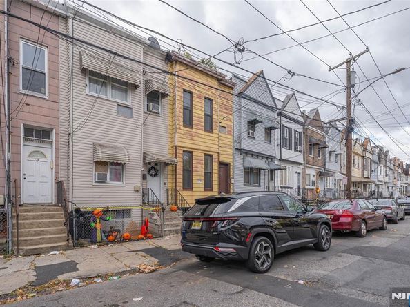 73 Virginia, Jersey City NJ 07305