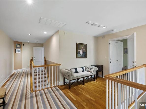 54 Van Nostrand Avenue, Englewood Cliffs NJ 07632