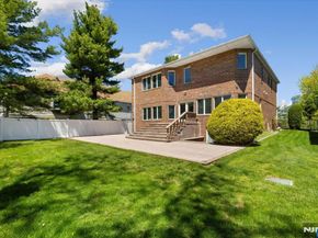 54 Van Nostrand Avenue, Englewood Cliffs NJ 07632