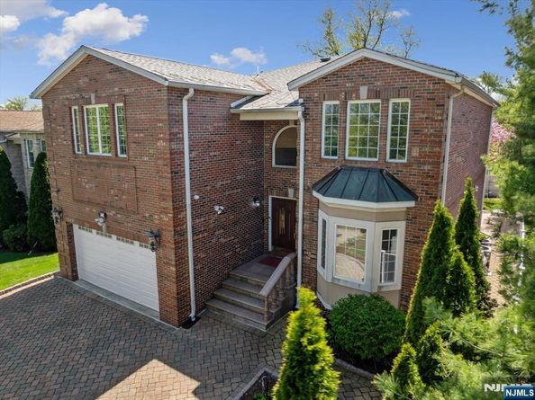 54 Van Nostrand Avenue, Englewood Cliffs NJ 07632