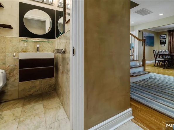 54 Van Nostrand Avenue, Englewood Cliffs NJ 07632