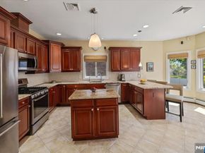 54 Van Nostrand Avenue, Englewood Cliffs NJ 07632