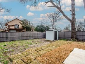 703  Meadowcreek Court , Garland Texas 75043