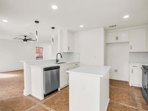 703  Meadowcreek Court , Garland Texas 75043