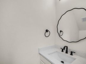 703  Meadowcreek Court , Garland Texas 75043