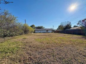 601  Carpenter Drive , Garland Texas 75040