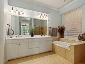 959  Terrace Drive , Lantana Texas 76226