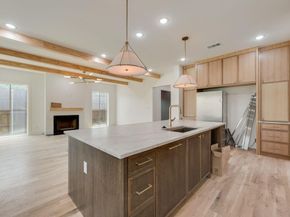 6367  Mccommas Boulevard , Dallas Texas 75214