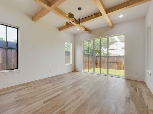 6367  Mccommas Boulevard , Dallas Texas 75214