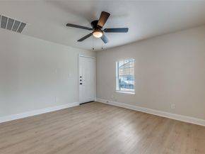 2415  Dathe Street , Dallas Texas 75215