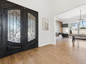 5806  Bent Trail , Dallas Texas 75248