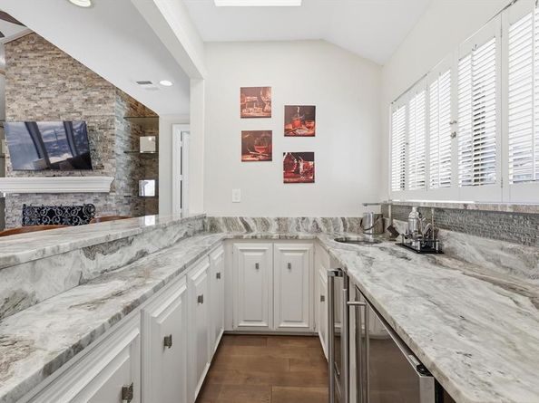 5806  Bent Trail , Dallas Texas 75248