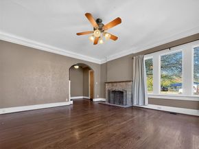 2601 S University Drive , Fort Worth Texas 76109