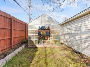 3432  Mapleleaf Lane , Dallas Texas 75233
