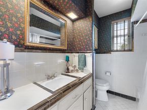 3432  Mapleleaf Lane , Dallas Texas 75233