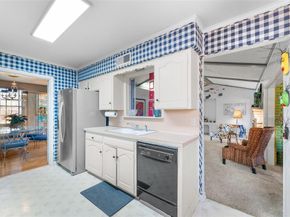 3432  Mapleleaf Lane , Dallas Texas 75233