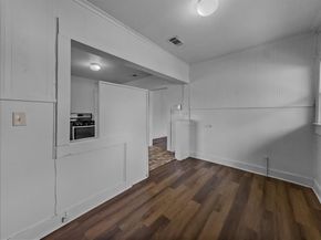 817  Marion Avenue , Fort Worth Texas 76104