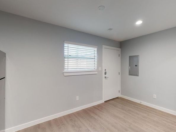 4400  San Jacinto Street , Dallas Texas 75204