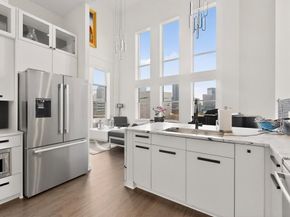 2323 N Houston Street  704, Dallas Texas 75219