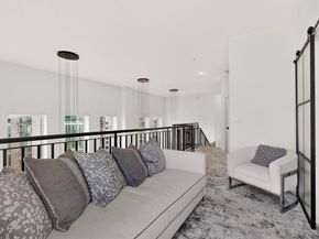 2323 N Houston Street  704, Dallas Texas 75219