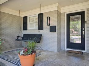 5818  Gramercy Place , Dallas Texas 75230