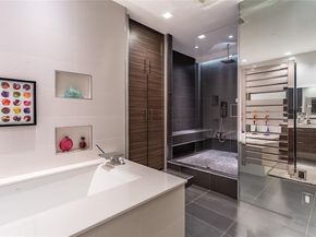 2300  WOLF Street  18A, Dallas Texas 75201