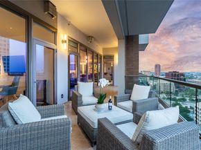 2300  WOLF Street  18A, Dallas Texas 75201