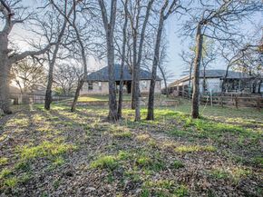 1617  sea breeze Court , Azle Texas 76020