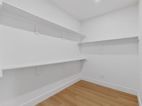 10105  Budtime Lane , Dallas Texas 75217