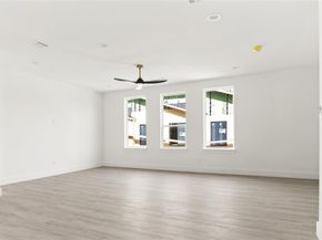 4711  Sylvester Street , Dallas Texas 75219
