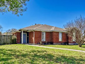 902  Teakwood Lane , DeSoto Texas 75115