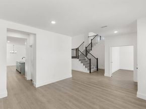 413  Tower Street , DeSoto Texas 75115