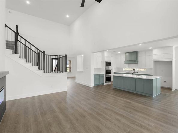 413  Tower Street , DeSoto Texas 75115