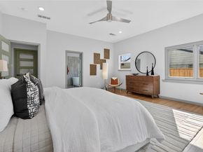 515  Aqua Drive , Dallas Texas 75218