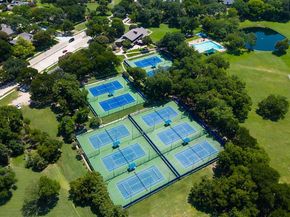 6701  Beth Court , Garland Texas 75044