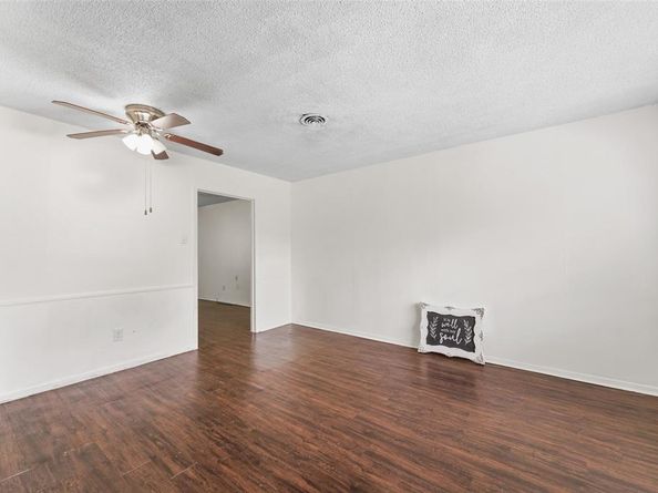 505  Lawson Drive , Garland Texas 75042