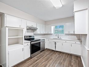 1115  Indian Creek Trail , Dallas Texas 75241