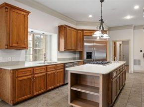 1513  Canyon Oaks Drive , Irving Texas 75061