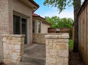 1513  Canyon Oaks Drive , Irving Texas 75061