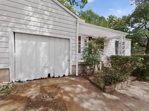 2701  Stark Street , Fort Worth Texas 76112