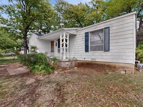 2701  Stark Street , Fort Worth Texas 76112